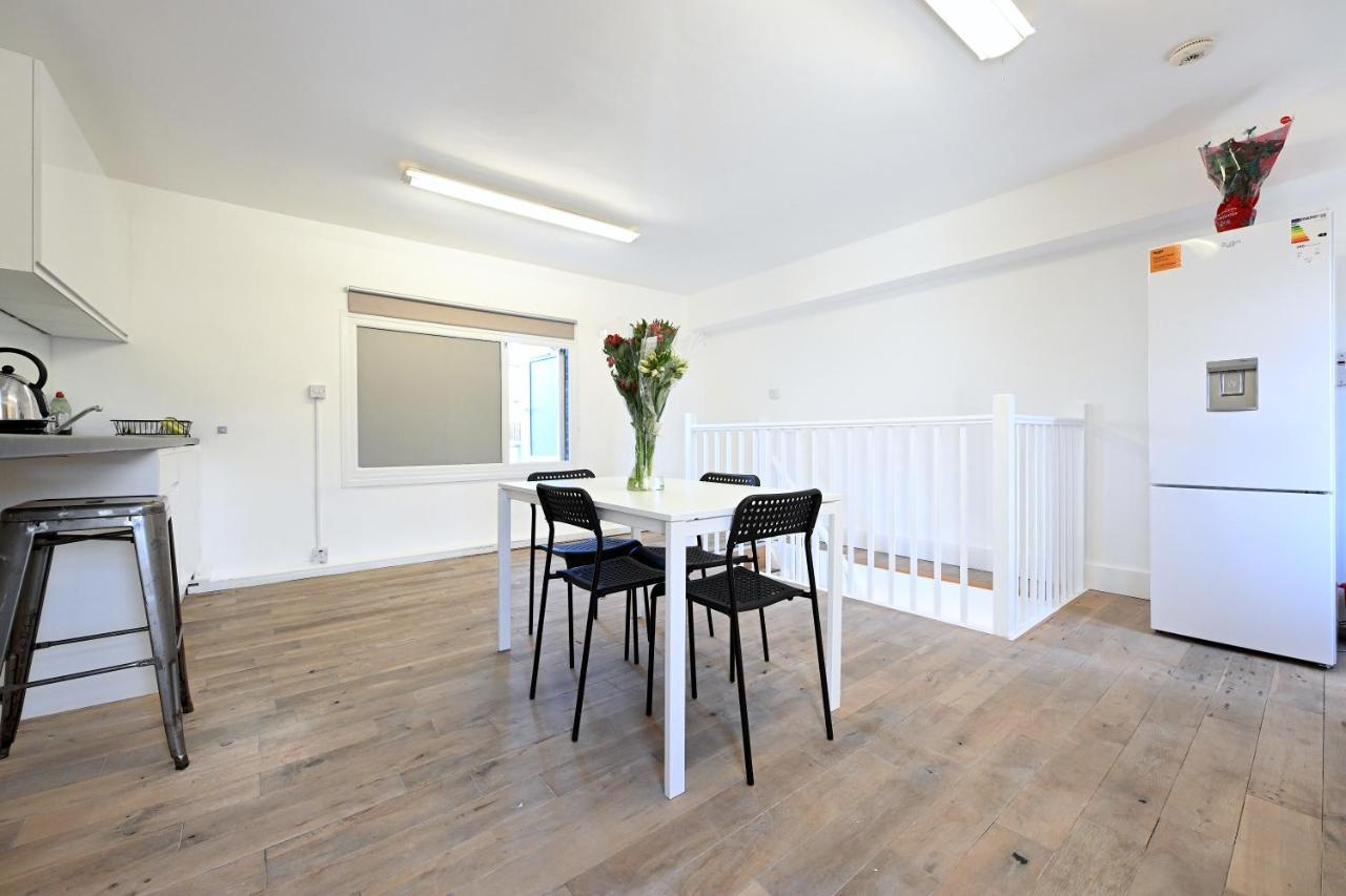Fabulous Duplex Apartment In Dalston Junction Londra Exterior foto